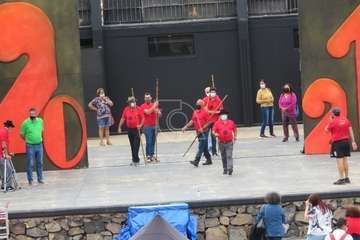 Las fiestas patronales dan vida al auditorio del mayor parque urbano de Telde/TA.